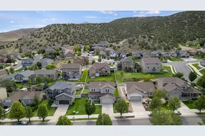 4076 E Southpass Rd, Eagle Mountain, UT 84005 - Photo 36