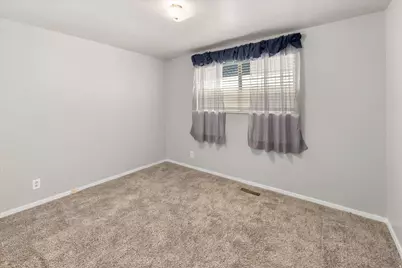 938 E 2750 N, North Ogden, UT 84414 - Photo 10