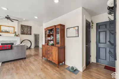 952 E 100 N, Hyde Park, UT 84318 - Photo 12