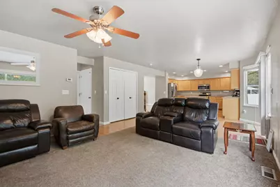1071 S 55 W, Farmington, UT 84025 - Photo 14