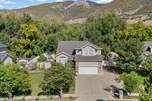 1071 S 55 W, Farmington, UT 84025 - Photo 1