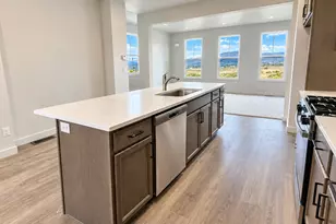 6928 W 11800 S, South Jordan, UT 84009 - Photo 4