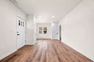 563 S Denver St, Salt Lake City, UT 84111 - Photo 2