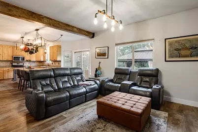 4523 W Park Bend Ct S, Riverton, UT 84096 - Photo 4