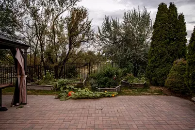 4523 W Park Bend Ct S, Riverton, UT 84096 - Photo 40