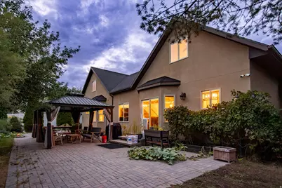 4523 W Park Bend Ct S, Riverton, UT 84096 - Photo 2