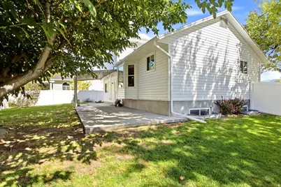 5928 S Chesapeake Cir W, Salt Lake City, UT 84123 - Photo 30