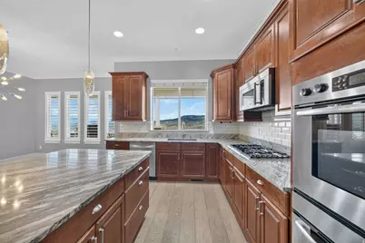 5119 N Ravencrest Ln, Lehi, UT 84043 - Photo 12