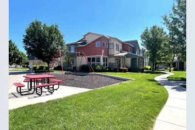 3794 W Angelica Ct, South Jordan, UT 84095 - Photo 18