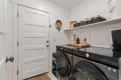 608 S 1380 E, Hyrum, UT 84319 - Photo 12