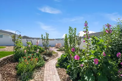 608 S 1380 E, Hyrum, UT 84319 - Photo 22