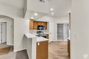 962 S Courtyard Ln, Centerville, UT 84014 - Photo 6