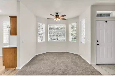 962 S Courtyard Ln, Centerville, UT 84014 - Photo 8