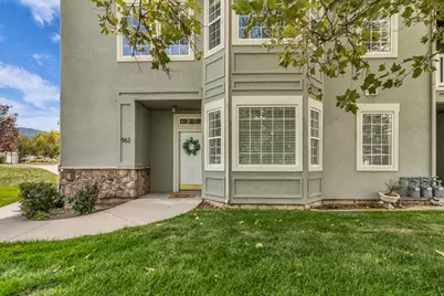 962 S Courtyard Ln, Centerville, UT 84014 - Photo 1