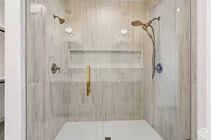 1111 E Center St, Hyde Park, UT 84318 - Photo 28