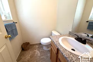 195 Stirling Pl, Logan, UT 84341 - Photo 6