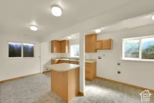 12020 S 4000 W, Riverton, UT 84096 - Photo 32