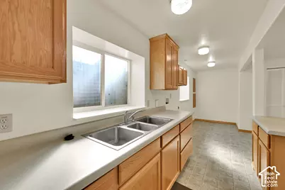 12020 S 4000 W, Riverton, UT 84096 - Photo 52