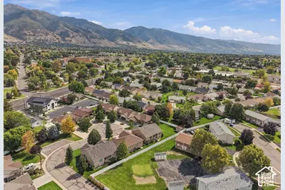 46 E Whitaker Cir, Kaysville, UT 84037 - Photo 34