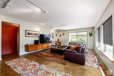 754 N Hilltop Rd, Salt Lake City, UT 84103 - Photo 34