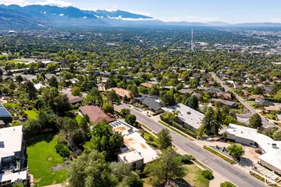 754 N Hilltop Rd, Salt Lake City, UT 84103 - Photo 54