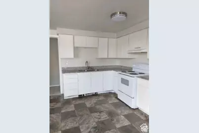 590 Pilot St, Wendover, UT 84083 - Photo 12