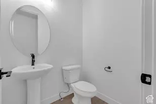 2821 N Scarlet Rd, Eagle Mountain, UT 84005 - Photo 12