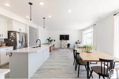 676 E 1100 S, Hyrum, UT 84319 - Photo 10