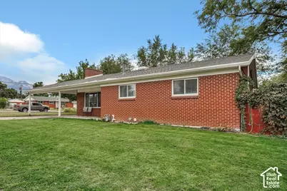 284 E Twin Peaks St, Midvale, UT 84047 - Photo 2