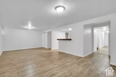 284 E Twin Peaks St, Midvale, UT 84047 - Photo 20