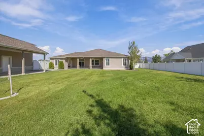 2341 W 2325 S, West Haven, UT 84401 - Photo 38