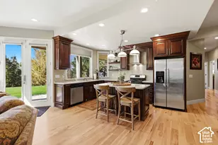 664 E Eagle Ridge Dr, North Salt Lake, UT 84054 - Photo 28