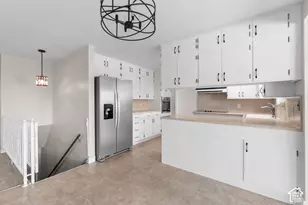1374 W Marinwood Ave, Taylorsville, UT 84123 - Photo 12