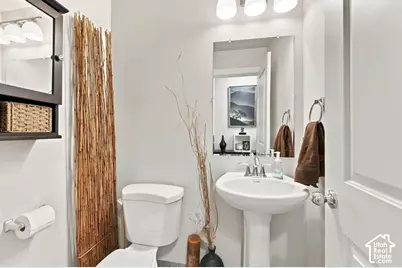 39 E 300 N, Orem, UT 84057 - Photo 12