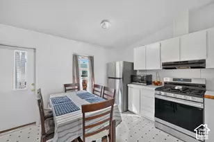 33 E Tiny Wood Dr S, Sandy, UT 84070 - Photo 6