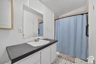 33 E Tiny Wood Dr S, Sandy, UT 84070 - Photo 10