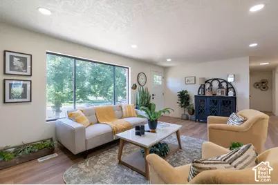 7691 S 900 E, Midvale, UT 84047 - Photo 4