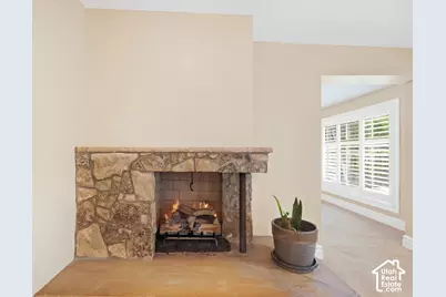 2981 E La Joya Dr S, Holladay, UT 84124 - Photo 4