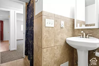 6461 S 2700 W, Taylorsville, UT 84129 - Photo 28