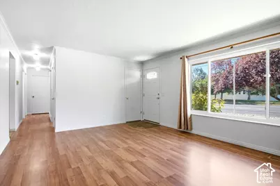 6461 S 2700 W, Taylorsville, UT 84129 - Photo 10