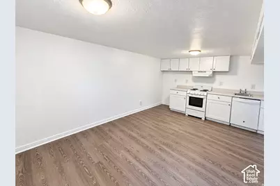 235 W International Ave, Tooele, UT 84074 - Photo 14
