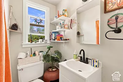 66 N I St E, Salt Lake City, UT 84103 - Photo 16