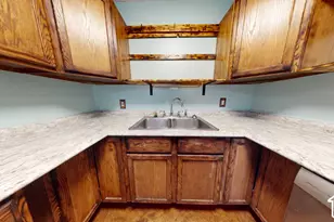 496 E Main St, Wellington, UT 84542 - Photo 10