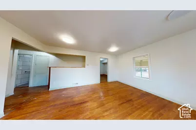 496 E Main St, Wellington, UT 84542 - Photo 2