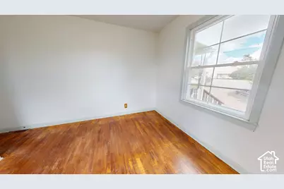 496 E Main St, Wellington, UT 84542 - Photo 6