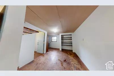 496 E Main St, Wellington, UT 84542 - Photo 12