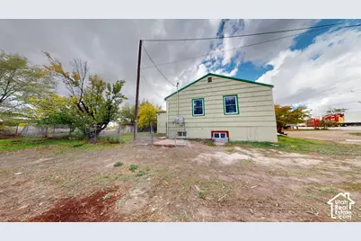 496 E Main St, Wellington, UT 84542 - Photo 28
