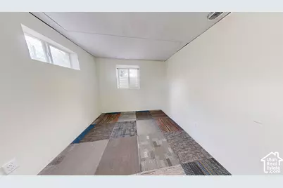 496 E Main St, Wellington, UT 84542 - Photo 18