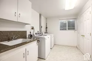 1556 E Petunia Way S, Sandy, UT 84092 - Photo 24