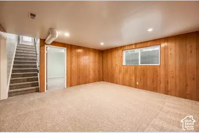 1556 E Petunia Way S, Sandy, UT 84092 - Photo 16